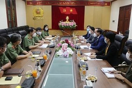 Góp phần thúc đẩy quan hệ hợp tác Việt Nam- EU