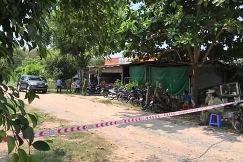 Phê ma túy gây ảo giác, sát hại cha ruột vì tưởng... trộm gà