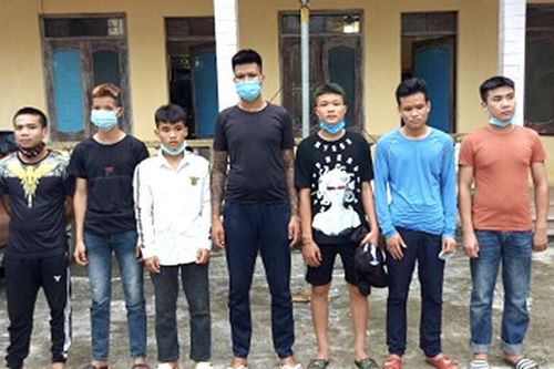 Nghi trộm xoài, hai nhóm trai làng hỗn chiến, một người trọng thương
