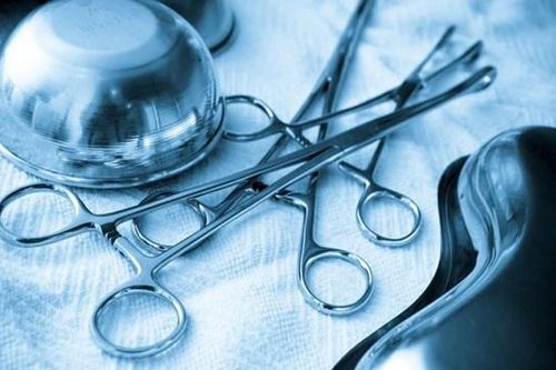 Người phụ nữ nguy kịch sau hút thai ở phòng khám tư