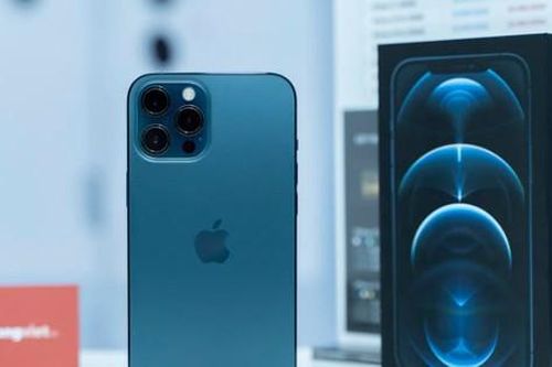 Lượng khách đặt hàng iPhone 12 Pro 128GB tăng mạnh khi model này đang giảm giá