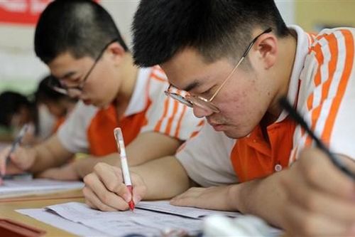 Trung Quốc: Khoảng cách giàu nghèo rõ rệt giữa các trường phổ thông