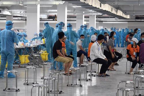 Bộ trưởng Bộ Y tế: Bắc Giang cần xây dựng kịch bản 3.000 người nhiễm COVID-19