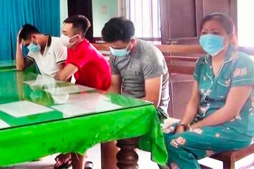Bắt nhóm đối tượng xông vào nhà khống chế con nợ