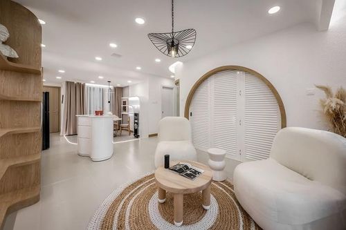 Căn hộ 70m2 đẹp 'phát hờn' với những đường cong mềm mại