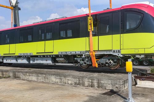 Đoàn tàu thứ 5 của tuyến Metro Nhổn-ga Hà Nội đã về đến Việt Nam