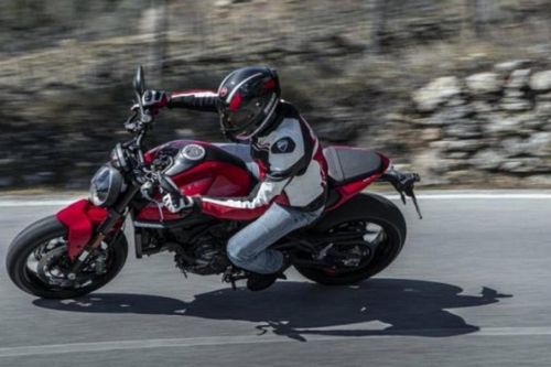 Ducati Monster 2021 thêm trang bị và đồ họa độc đáo, giá 412 triệu đồng