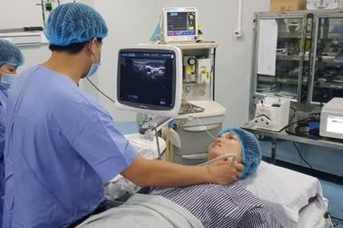Ung thư tuyến giáp là gì? Bệnh ung thư tuyến giáp của nghệ sĩ Hoài Linh có nguy hiểm không?