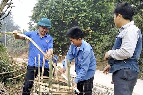 Tuổi trẻ Mường Nhé phấn đấu vào Đảng