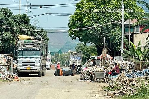 Ngang nhiên xay xát, sơ chế phế liệu gây ô nhiễm môi trường