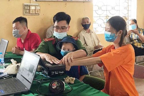 T.P Thái Nguyên: Trao trên 21 nghìn thẻ căn cước cho người dân