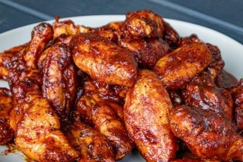 Kinh tế phục hồi, giá cánh gà ở Mỹ tăng vọt vì khan hiếm