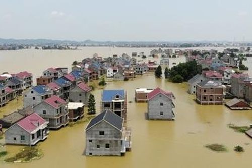 71 sông vượt cảnh báo, Trung Quốc báo động lũ lớn