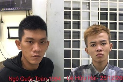 Cảnh sát ở TPHCM truy nóng băng trộm chuyên nghiệp, thu nhiều xe máy, mã tấu