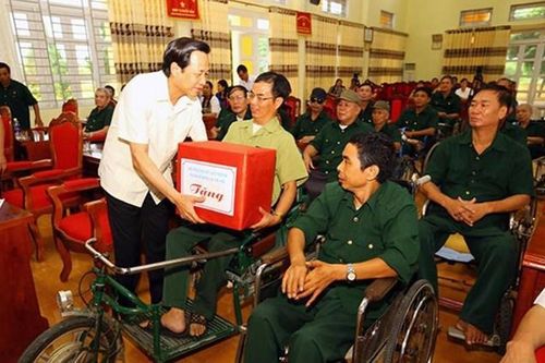 Đề xuất dành hơn 480 tỷ đồng tặng quà người có công dịp kỷ niệm 74 năm Ngày Thương binh - Liệt sĩ