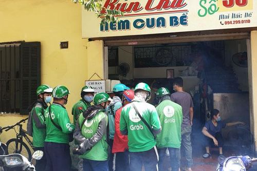 Hà Nội tăng cường giám sát, xử lý nghiêm vi phạm về phòng dịch