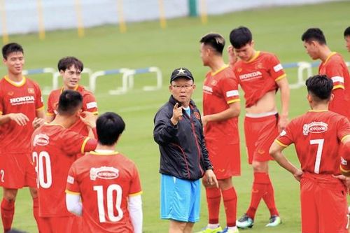 Phán quyết của FIFA ảnh hưởng ra sao tới ĐT Việt Nam?