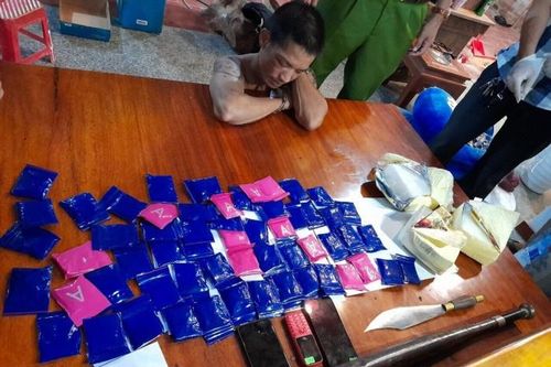 Phát hiện hơn 12.000 viên thuốc lắc và 3 kg ma túy đá