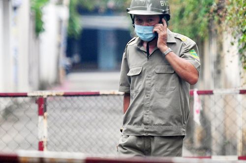 Phong tỏa một tiệm bánh ở Thảo Điền
