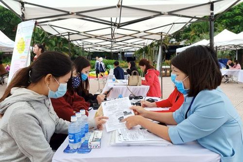 Khủng hoảng Covid-19, các doanh nghiệp lớn vẫn tuyển dụng nhiều ứng viên