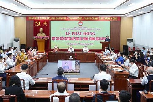 Lễ phát động đợt cao điểm quyên góp ủng hộ phòng, chống dịch Covid-19