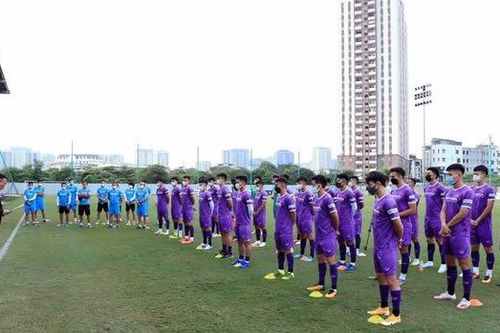 Chủ tịch nước gửi thư động viên thầy trò HLV Park Hang-seo