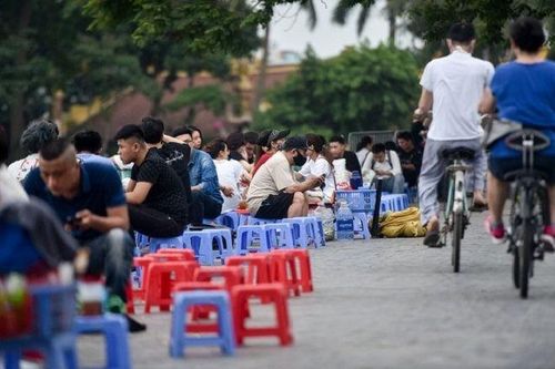 Từ ngày 28/5, Ninh Bình tạm dừng dịch vụ tại chỗ các hàng quán ăn, uống vỉa hè