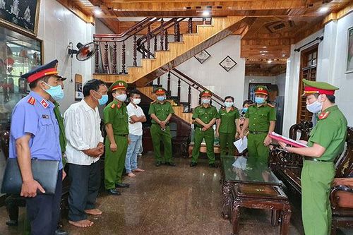 Khởi tố nhóm đối tượng kê khống 353 ngôi mộ, chiếm đoạt hơn 700 triệu đồng