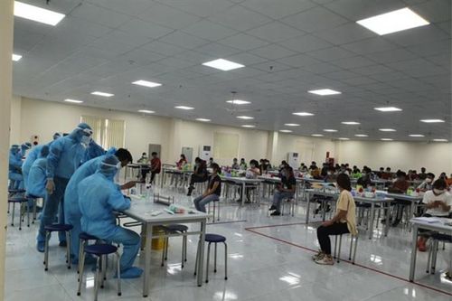 Chuỗi cung ứng có thể trở lại Trung Quốc khi các ca Covid tăng đột biến ở Ấn Độ và Việt Nam