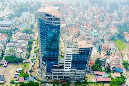 'Dao sắc không gọt được chuôi'