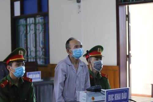 Mâu thuẫn trước bữa cơm, cầm búa đánh con dâu rồi uống thuốc sâu tự vẫn