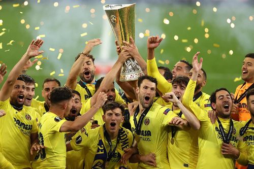 Hạ M.U, Villarreal lên ngôi Europa League sau loạt luân lưu kịch tính