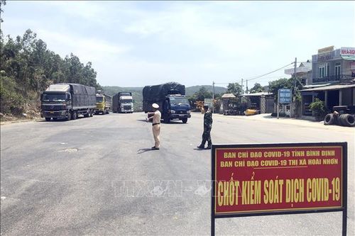 Ngư dân Bình Định cam kết phòng, chống dịch COVID-19 và không xuất, nhập cảnh trái phép