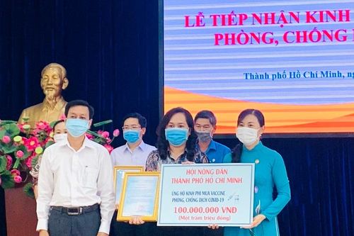 TP Hồ Chí Minh tiếp nhận 2.077 tỷ đồng ủng hộ Quỹ phòng chống dịch bệnh COVID-19