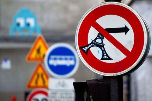 'Dở khóc dở cười' với những tấm biển báo kỳ quặc nhất thế giới