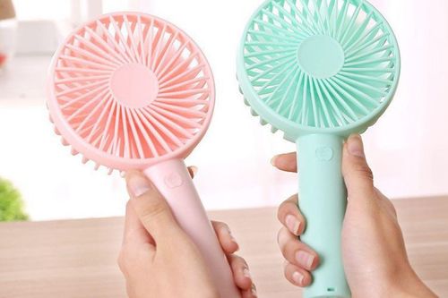 7 điều nên làm giúp quạt tích điện không bị chai pin
