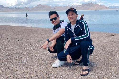 Phản ứng của NS Hoài Linh khi con trai mong muốn về Việt Nam giữa 'bão thị phi'