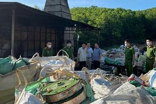 Phát hiện lò đốt trái phép vi mạch, IC điện tử đã qua sử dụng