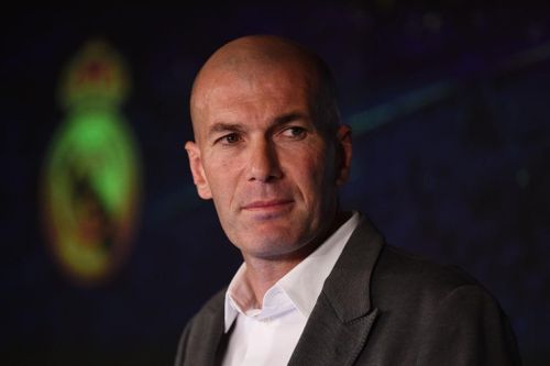 Zidane từ chức HLV trưởng Real Madrid