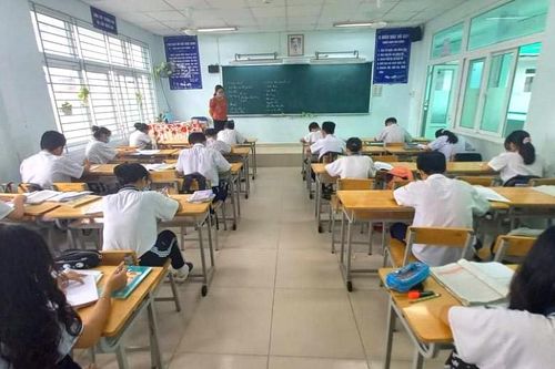Từ ngày 28-5, học sinh cuối cấp tại thành phố Hồ Chí Minh sẽ ôn thi trực tuyến