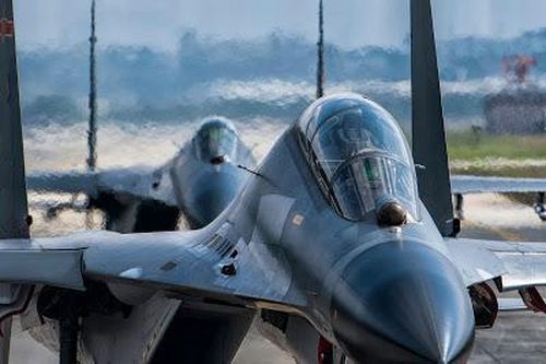 Bản sao J-11 Trung Quốc vượt mặt Su-27, hóa ra là kịch bản của Nga?