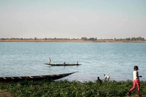 Nigeria: Lật thuyền, hơn 100 người mất tích