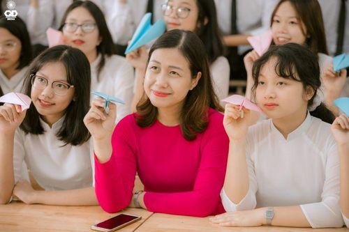 Bí quyết làm bài thi tiếng Anh vào lớp 10 đạt điểm cao: Học sinh phải nắm vững kiến thức và có chiến thuật khi làm bài