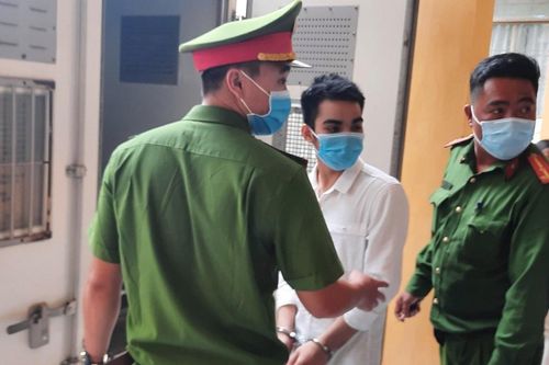 Hai lần tù cùng 1 tội