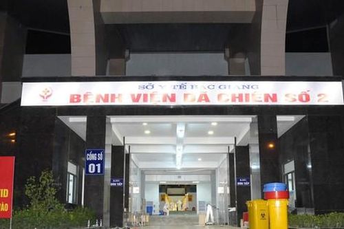 Bệnh viện dã chiến quy mô 620 giường ở Bắc Giang bắt đầu đón bệnh nhân COVID-19