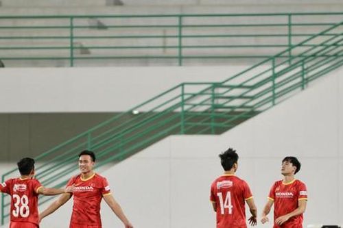 Báo Thái dè chừng tuyển Việt Nam: 'Đội bóng số 1 Đông Nam Á đã đến UAE'
