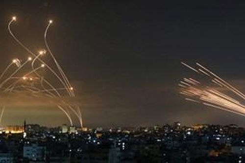 Tên lửa phòng không Vòm Sắt của Israel bắn hạ máy bay của chính mình ở Gaza