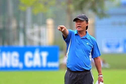 SLNA: Huấn luyện viên thừa mà thiếu