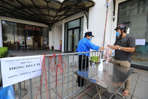 Hà Nội ghi nhận thêm 3 trường hợp dương tính với SARS-CoV-2