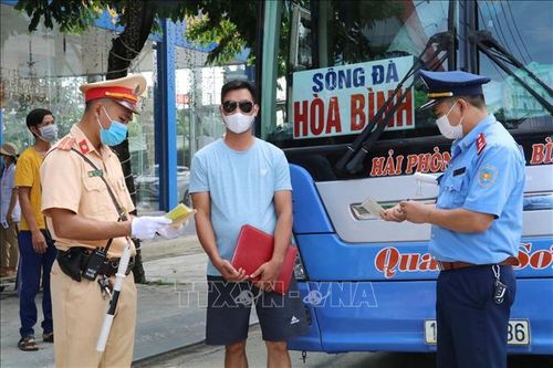 Ninh Bình: Lập 5 chốt kiểm soát xe khách, xe hợp đồng ra vào địa bàn tỉnh